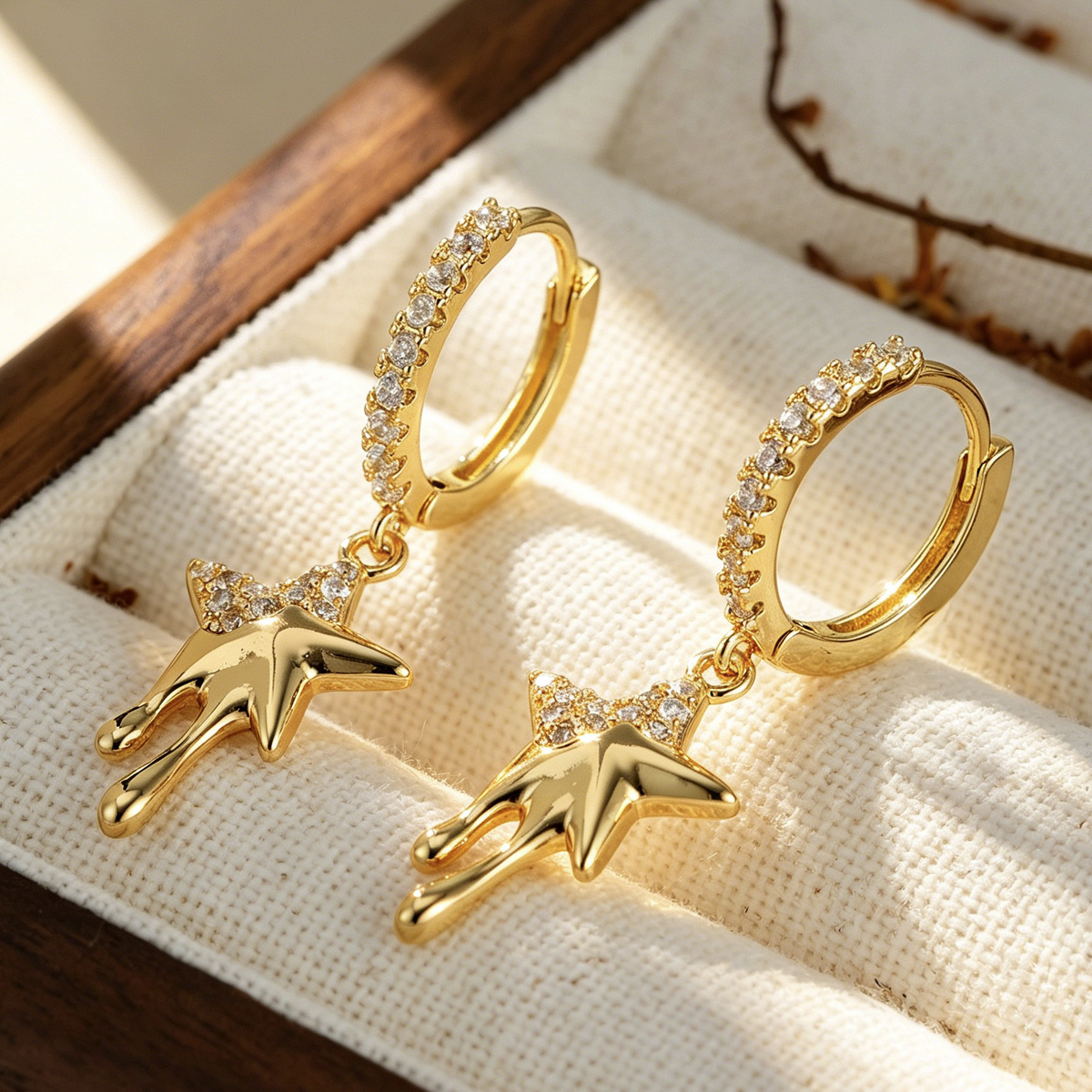 Meteor Pentagram Copper Inlaid Zirconia Earrings